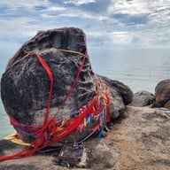 วัดเขาเก้าแสน