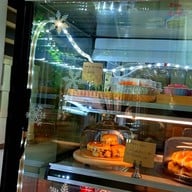 Candy Co Cafe (ตรงข้ามวัดเทพโมฬี)