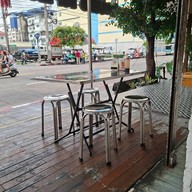 ไก่ในหิน ข้าวมันไก่