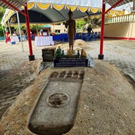 บรรยากาศ วัดเขาเก้าแสน