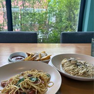 Jarn Nee Plaum Pasta & Bistro ติวานนท์