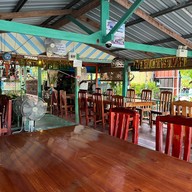 ร้านอาหารลุงดำ องครักษ์