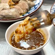 ตั๋นโบ ข้าวมันไก่เยาวราช (สาขาสุทธิสาร) สุทธิสาร