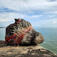 วัดเขาเก้าแสน