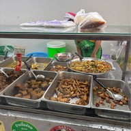 เจ๊ดาว ท่าน้ำราชวงศ์ -