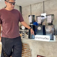 กำจรคาเฟ่