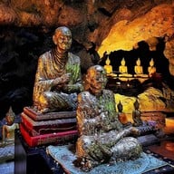 วัดถ้ำเขาหลวง