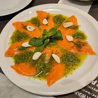 เมนูของร้าน Greyhound Café Central Chidlom ชั้น 3