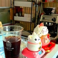 Candy Co Cafe (ตรงข้ามวัดเทพโมฬี)