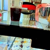 Candy Co Cafe (ตรงข้ามวัดเทพโมฬี)