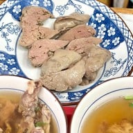 เมนูของร้าน ตั๋นโบ ข้าวมันไก่เยาวราช เยาวราช
