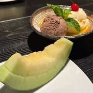เมนูของร้าน Tsu Japanese Restaurant โรงแรม เจ ดับลิว แมริออท
