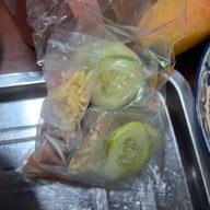 ไก่ในหิน ข้าวมันไก่