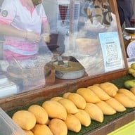 ข้าวเหนียวมะม่วงแม่วรรณ ท่าชัย