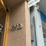 VE/LA The Circle Ratchaphruek