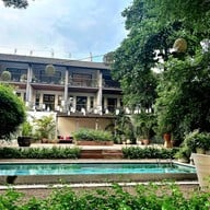 บรรยากาศ หวานละมุน ริมน้ำ