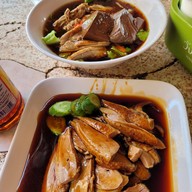 เป็ดพะโล้โกเหลียง (บางลี่) นนทบุรี