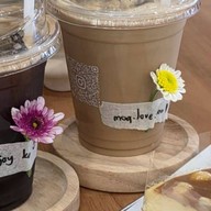 moq cafe (ม็อค คาเฟ่) 90/18 P's room