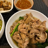 เมนูของร้าน ข้าวต้มฉลองชัย