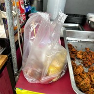 ร้านแกงเขียวหวานลูกชิ้นปลากราย