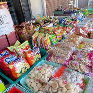 ร้านป้าแดง