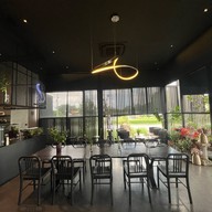 eight cafe กรุงเทพกรีฑา