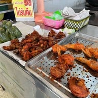 เมนูของร้าน โกจ้อย ขนมจีน ไก่ทอด