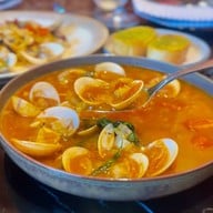 OUUR wine bar & restaurant