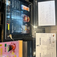 eight cafe กรุงเทพกรีฑา