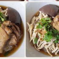 ครัวบ้านสา เฮงเฮง (Krua Ban Sa Heng Heng ⭐⭐⭐) เดอะแคนวาส-สำโรง