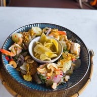 ชูชัยบุรีศรีอัมพวา