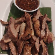 ลาบลับลับ ลาดพร้าว 101 -