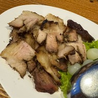 ใบเนียม