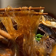 ไก่ไก่ (ต้มเส้น ก๋วยเตี๋ยวไก่มะระ)