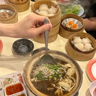 โชคดีติ่มซำ บรรทัดทอง