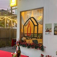 OUUR wine bar & restaurant