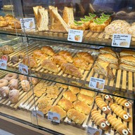 Breadtalk สีลมคอมเพล็กซ์