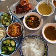 เมนูของร้าน โกจ้อย ขนมจีน ไก่ทอด