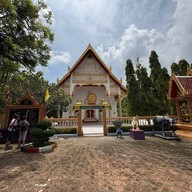 วัดพระทอง (พระผุด)