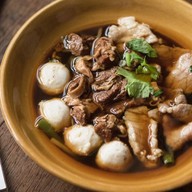 LL specialty coffee / matcha