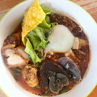 ก๋วยเตี๋ยวทางโค้ง