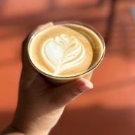 ใกล้บ้าน Coffee & Homemade Bakery