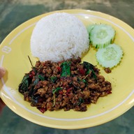 เมนูของร้าน กะเพราริช มิตรมาเก็ต