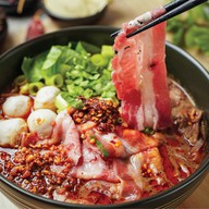 ก๋วยเตี๋ยวเรือเสือหน้าหยก (สูตรเข้มข้นไม่ใส่เลือด) Big C Rama 4