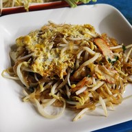 ผัดไทหน้าปั้มเซลล์
