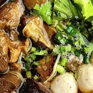 ก๋วยเตี๋ยวหมูตุ๋น ครัวบ้านสิริสาลี