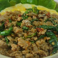 กะเพราบ้านโตต๋ง ดอนหัวฬ่อ ชลบุรี