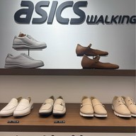 Asics Shop Daimaru Tenjin