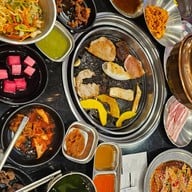 Hongdae BBQ Buffet Siam Square One