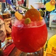 ลาบลุงเอ๋ สนามชัย